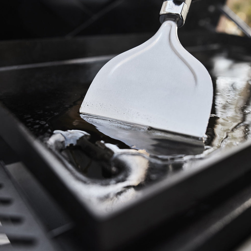 Weber Slate® 28" Rust-Resistant Griddle (Liquid Propane) product view 3