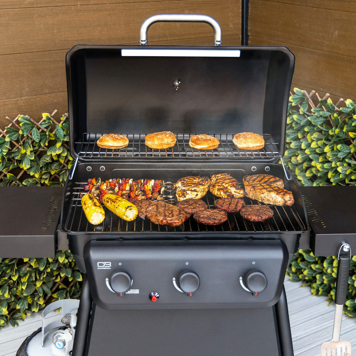 Char-Broil 3-Burner Gas Grill product view 4