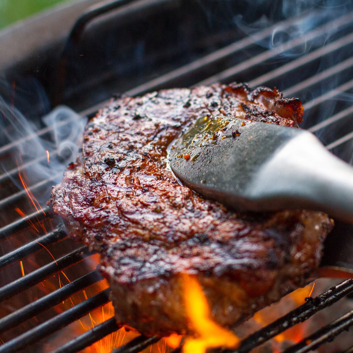 Weber 22” Master-Touch™ Charcoal Grill product view 5