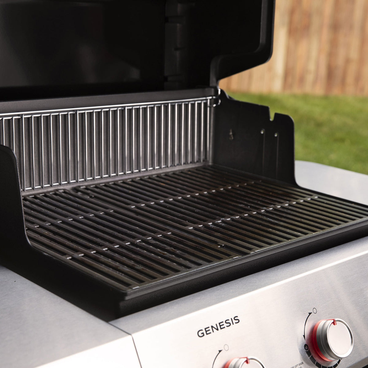 Weber Genesis E-315 Gas Grill (Natural Gas) product view 2