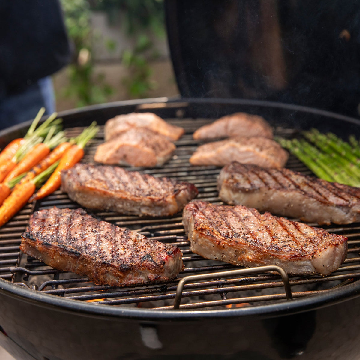 Weber 26” Master-Touch™ Charcoal Grill product view 4