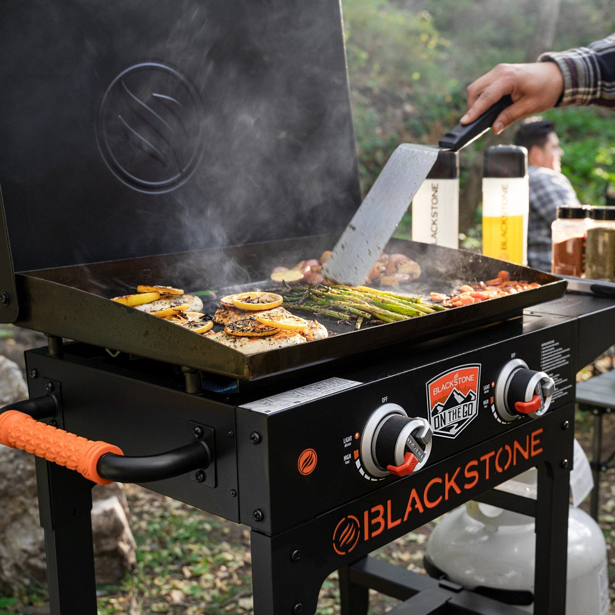 Blackstone On The Go 22in Cart Griddle W/Hood product view 4