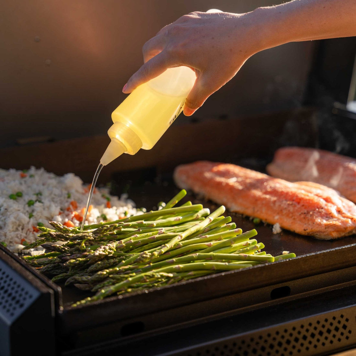 Blackstone 28" Built-In Griddle in Stainless Steel w/Hood (Propane) product view 8
