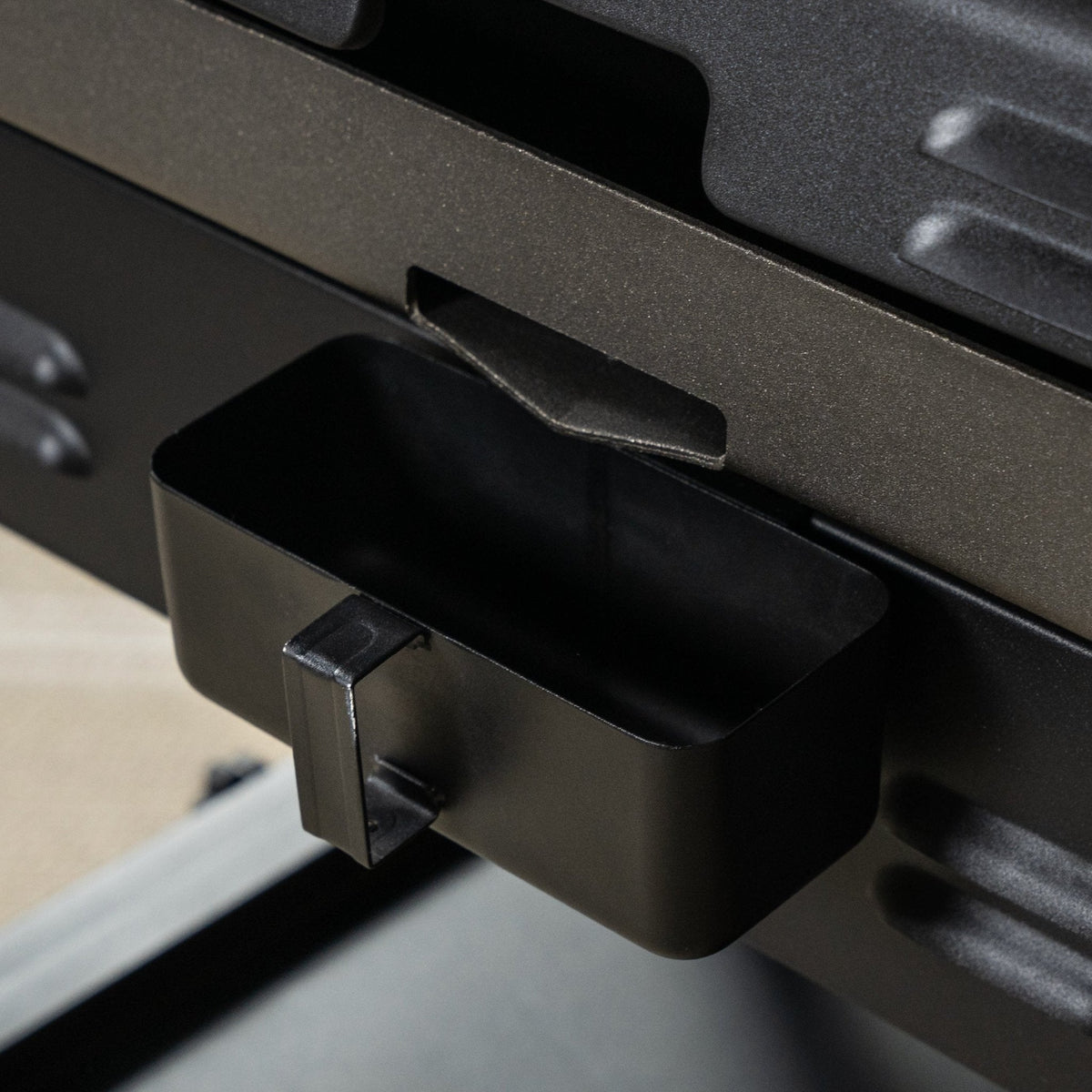 Blackstone 28” Omnivore Griddle with Hood product view 7
