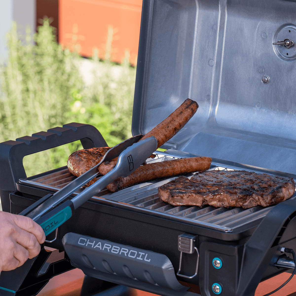 Char-Broil Grill2Go X200 Portable Gas Grill product view 11