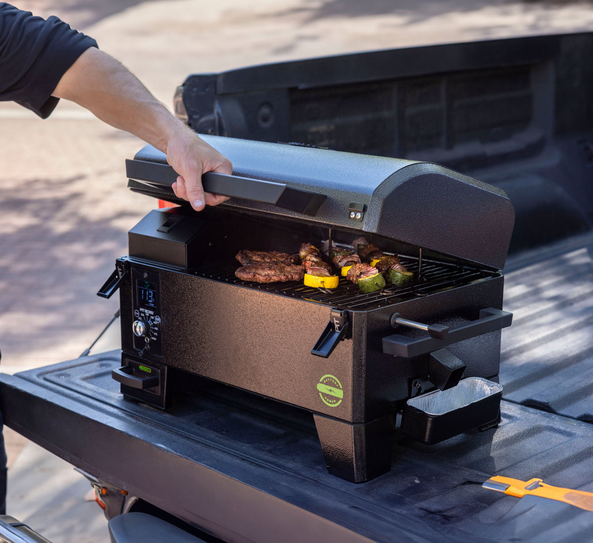Pit Boss Portable Battery Powered Wood Pellet Grill w/ Black Handle product view 4