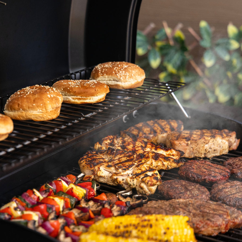 Char-Broil 3-Burner Gas Grill product view 5
