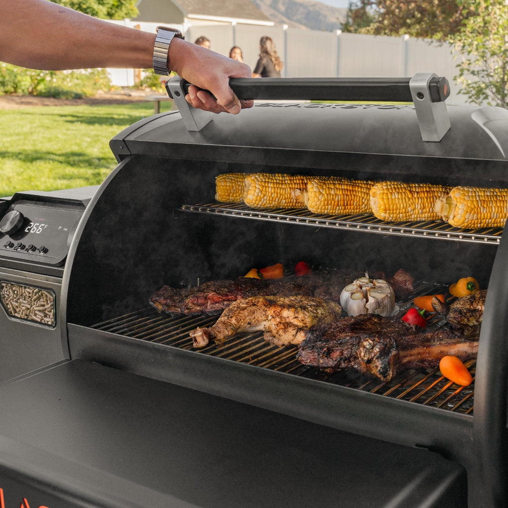 Blackstone 900 Pellet Grill Airfryer Combo product view 4