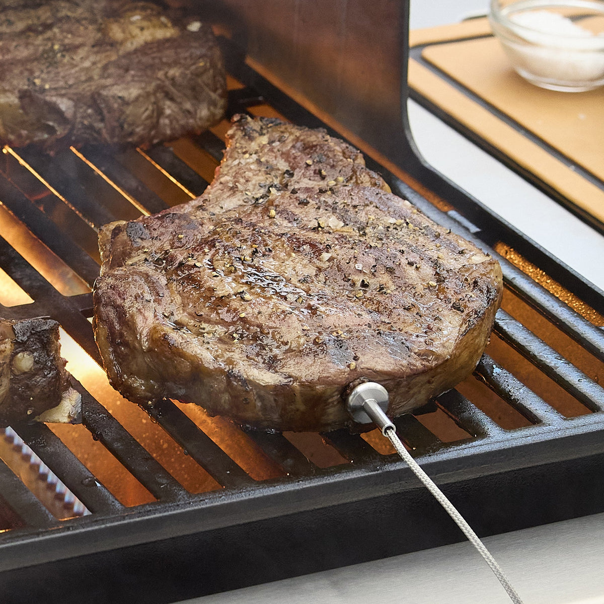 Weber Spirit® EX-425C Smart Gas Grill (Natural Gas) product view 2