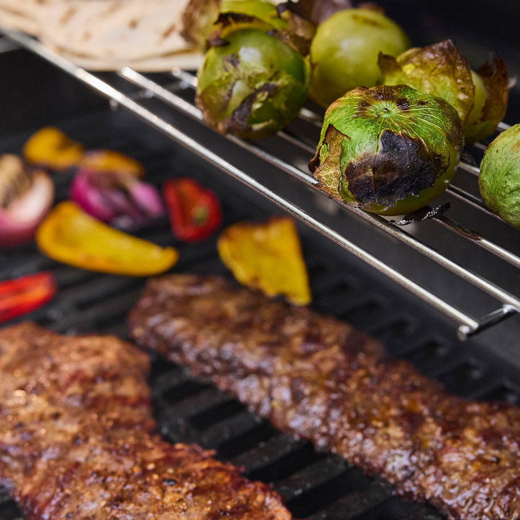 Weber Spirit® E-425C Gas Grill Stealth® Edition (Natural Gas) product view 2