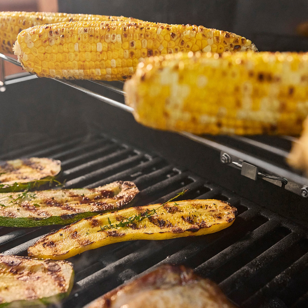 Weber Spirit® E-325 Gas Grill Stealth® Edition (Liquid Propane) product view 4