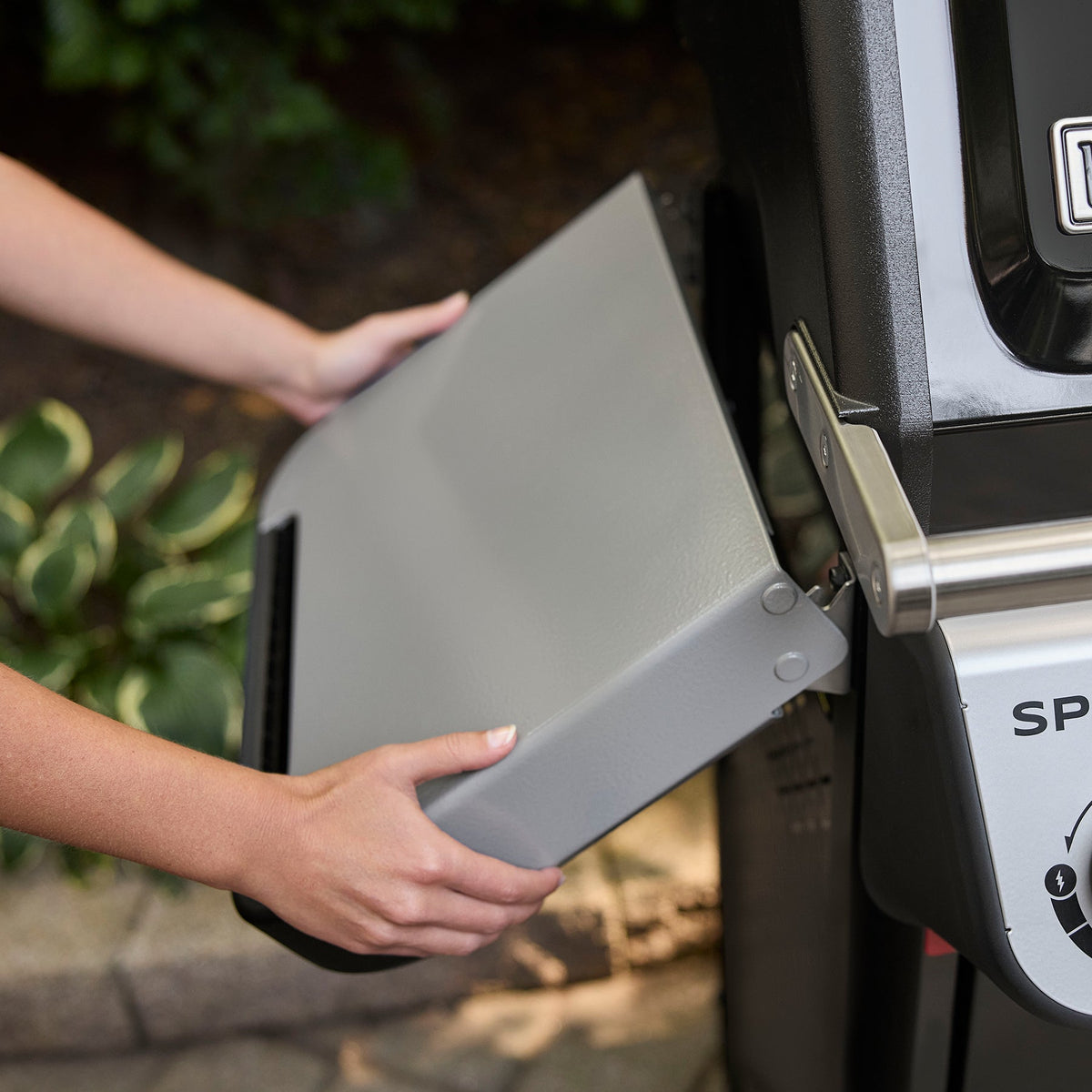 Weber Spirit® EX-325 Smart Gas Grill (Liquid Propane) product view 6