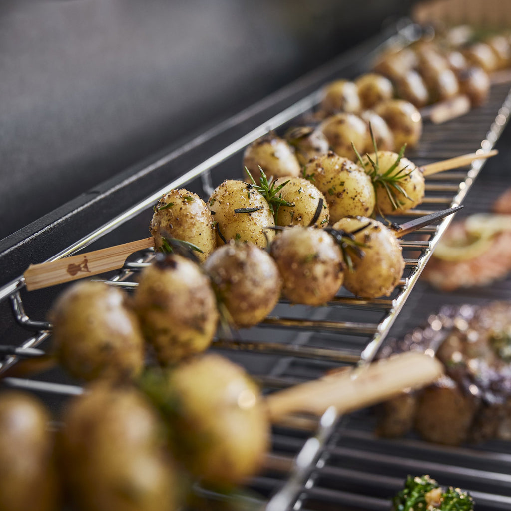 Weber Genesis S-415 Gas Grill (Liquid Propane) product view 2