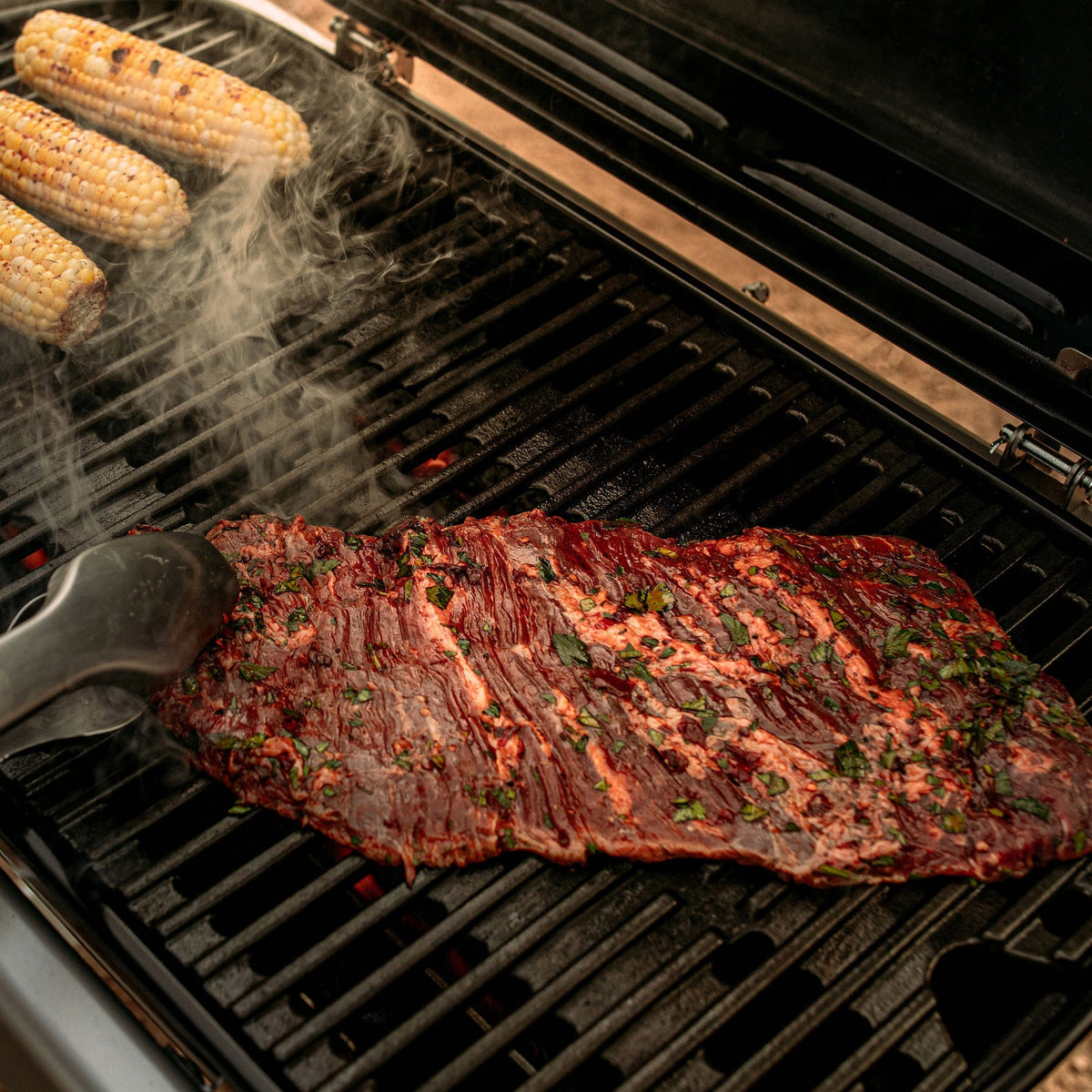 Weber TRAVELER® Portable Gas Grill product view 4