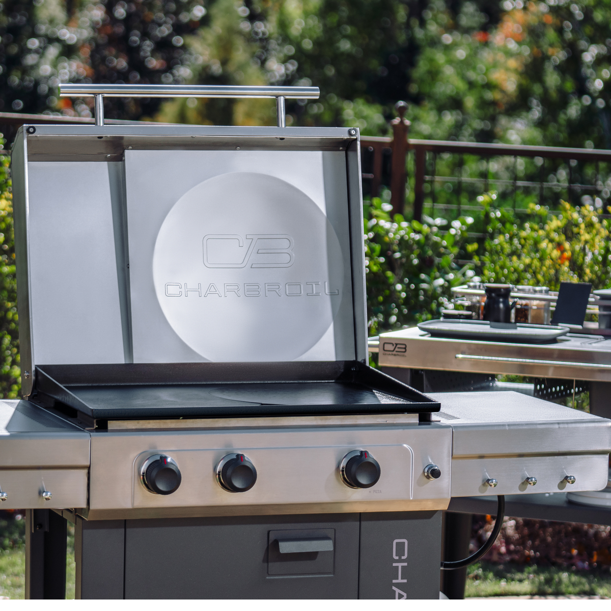 Char-Broil Versa-Tile™ 28" 3-Burner All-in-one Cooking Station product view 14