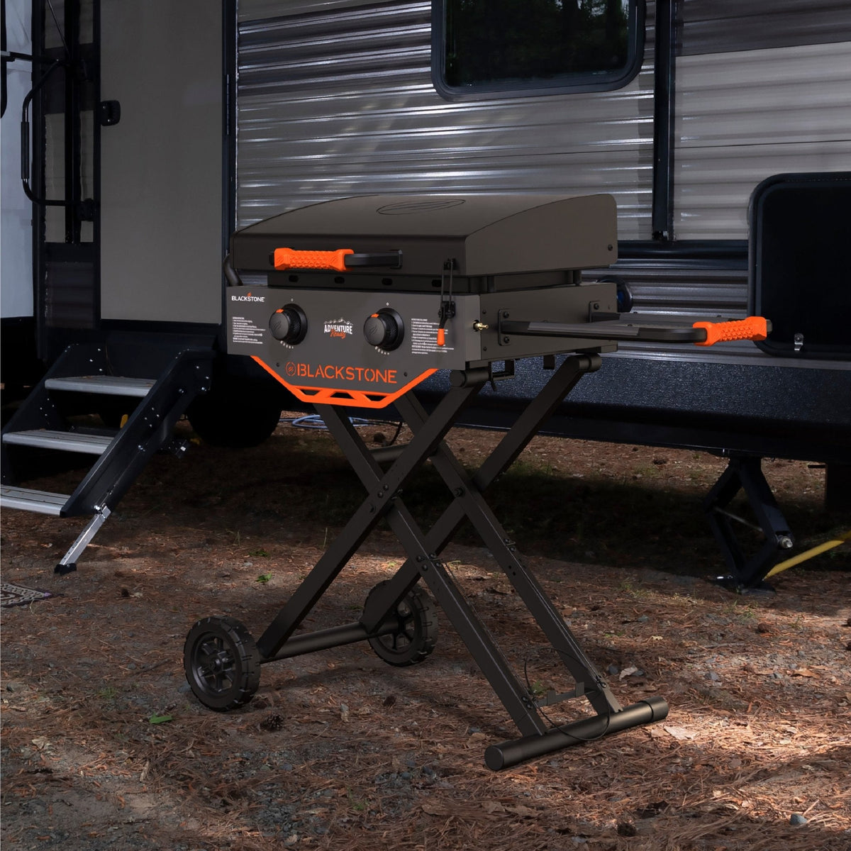 Blackstone Adventure Ready 22” Griddle with Flexfold Legs product view 5