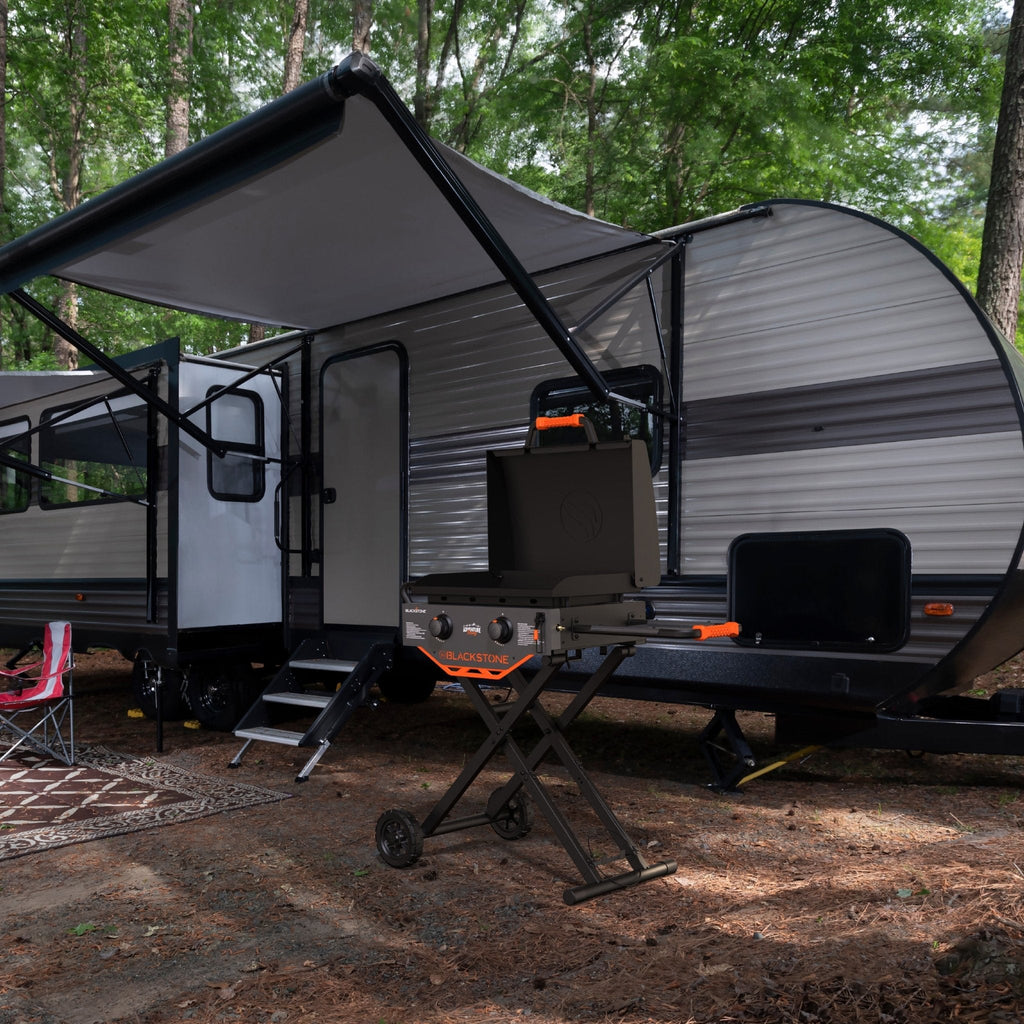 Blackstone Adventure Ready 22” Griddle with Flexfold Legs product view 4
