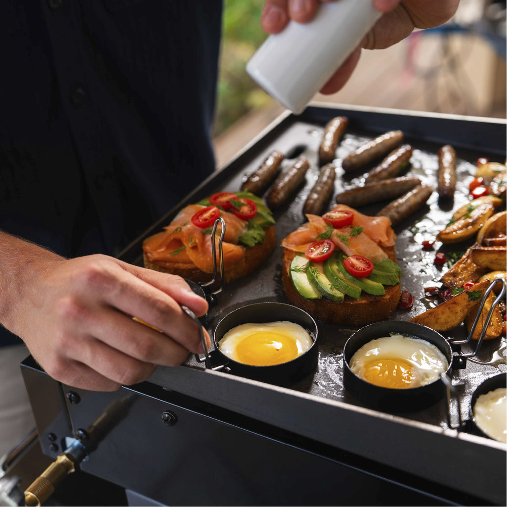 Char-Broil Charbroil® 17" Performance Series™ Portable Tabletop 1 Burner Propane Gas Griddle, Black 463614124 product view 16