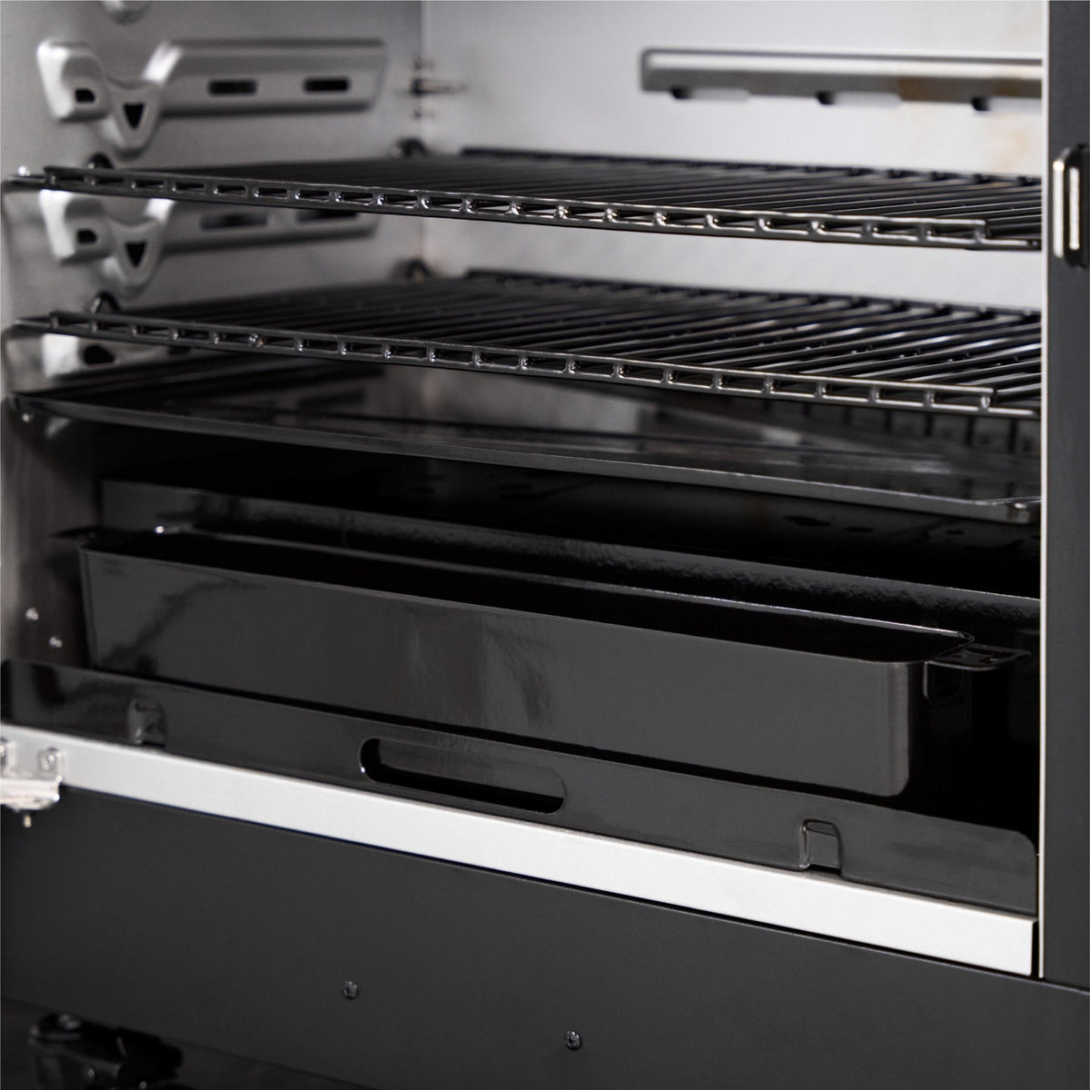 Blackstone 28" XL Griddle Vertical Pellet Smoker Combo product view 9