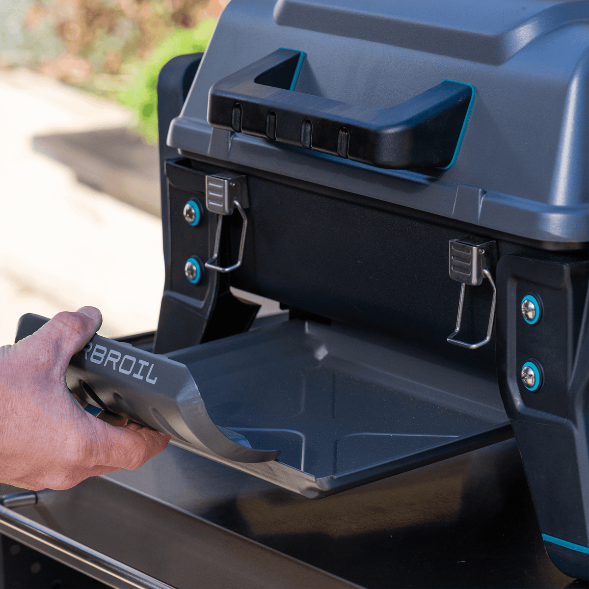 Char-Broil Grill2Go X200 Portable Gas Grill product view 14