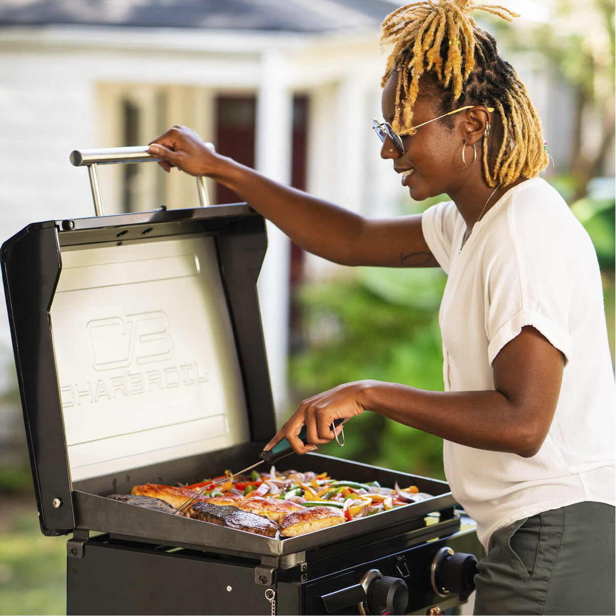Char-Broil Charbroil® 22" Performance Series™ Folding Cart 2 Burner Portable Propane Gas Griddle, Black 463711223 product view 14