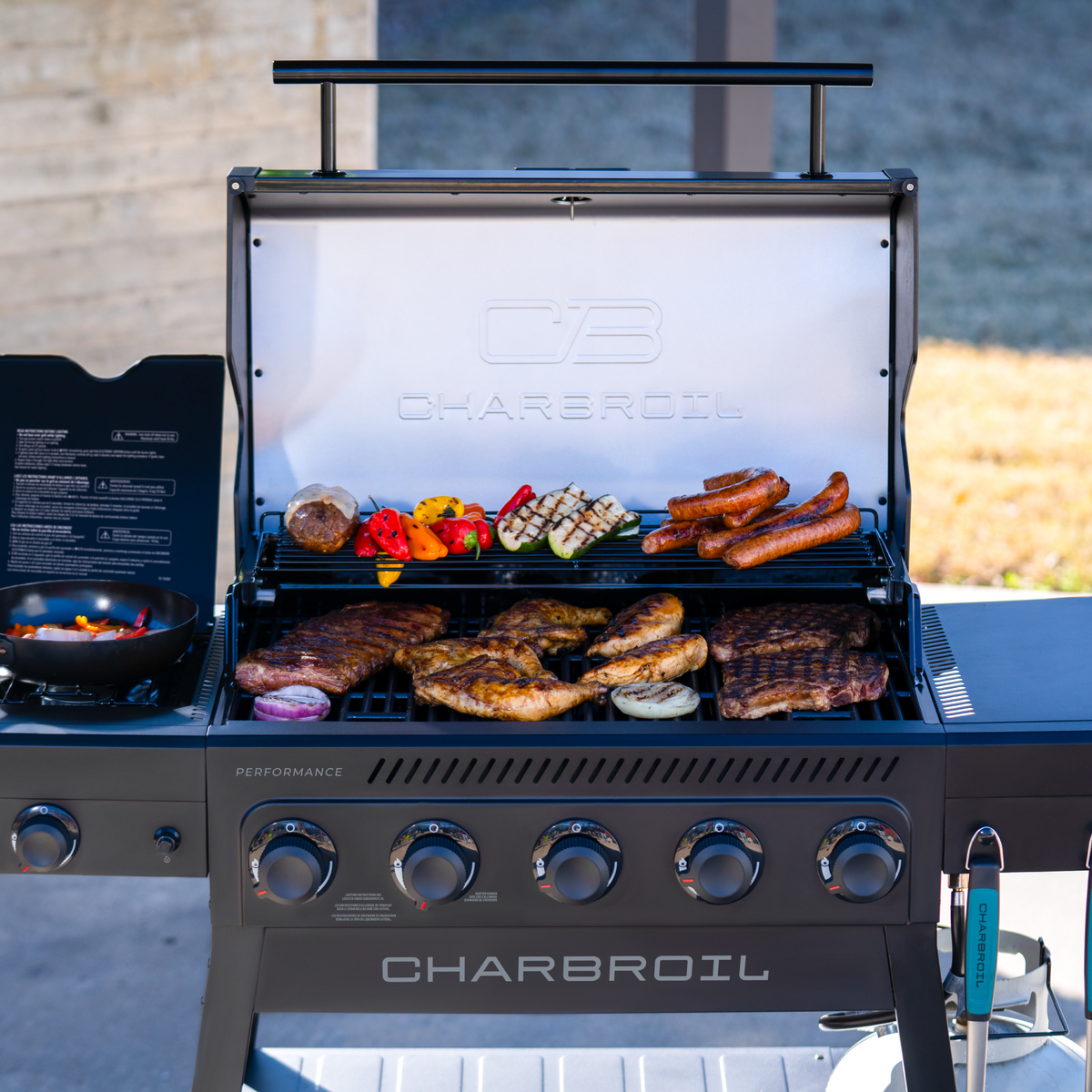 Char-Broil Performance Series™ FlavorMax™ 5 Burner Gas Grill Cart with Side Burner Blackout product view 12