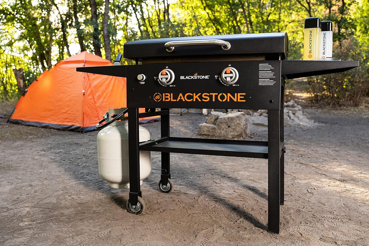 Blackstone 1883 28-inch griddle with hood, alternate view